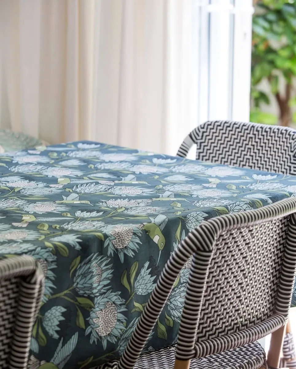 em-tablecloth-protea-blue-on-gunmetal-01