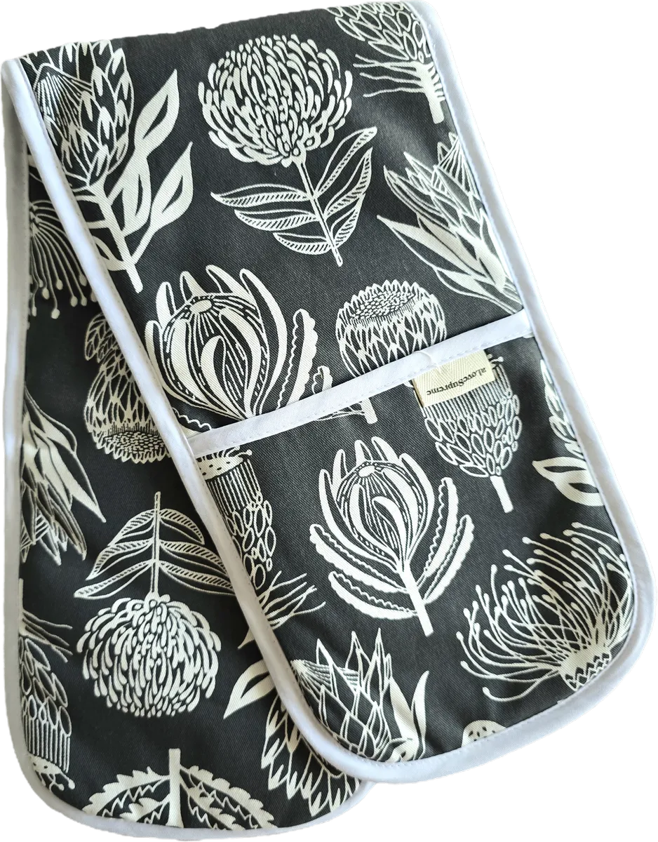 em-double-oven-glove-floral-kingdom-white-on-grey-01