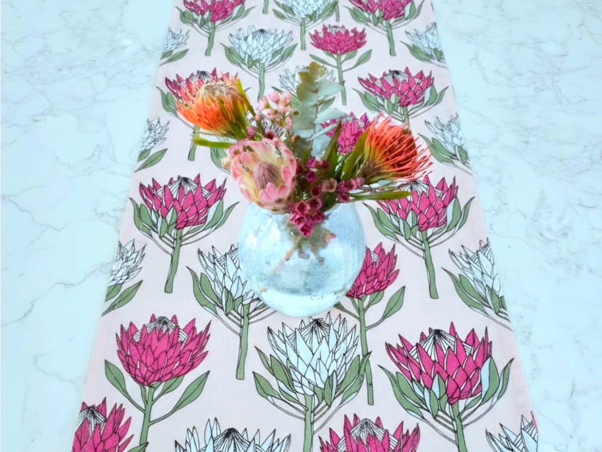 em-runner-king-protea-pink-on-pink-04